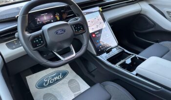 Ford Explorer EXTENDED RANGE pieno