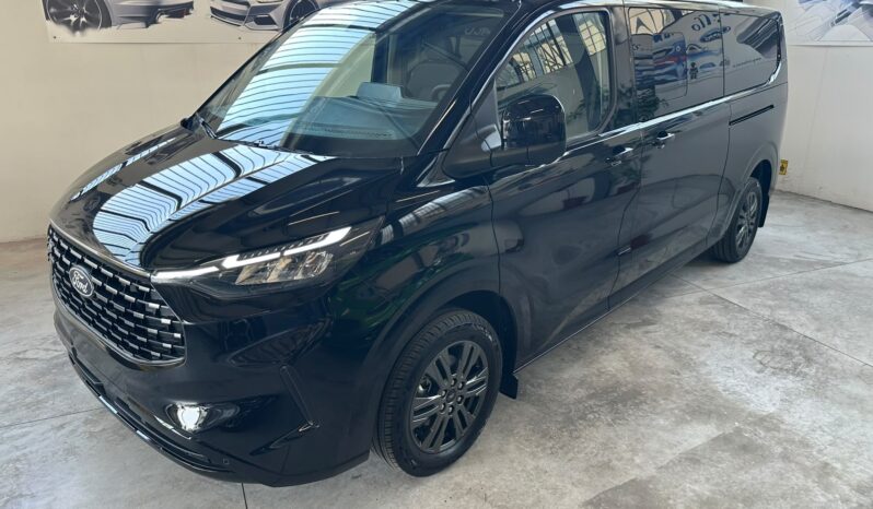Ford Tourneo Custom KM0 pieno