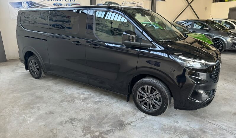 Ford Tourneo Custom KM0 pieno