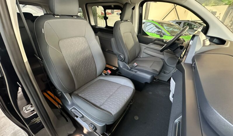 Ford Tourneo Custom KM0 pieno