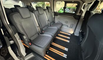Ford Tourneo Custom KM0 pieno